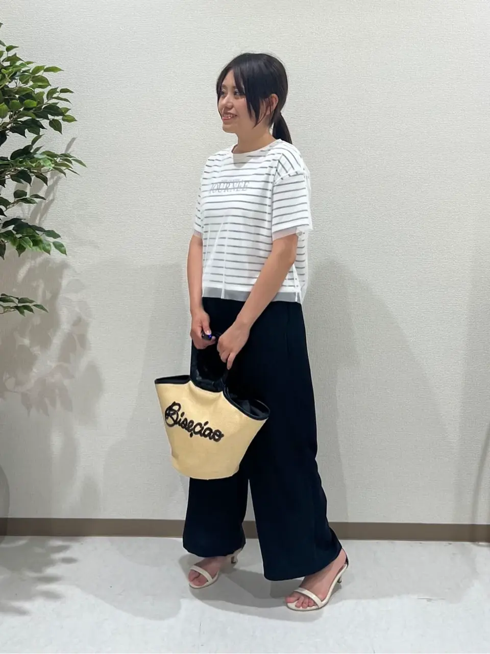 ANY SIS 浅倉 コーディネート画像