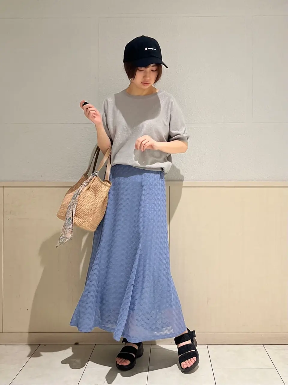 ANY SIS 村上 コーディネート画像