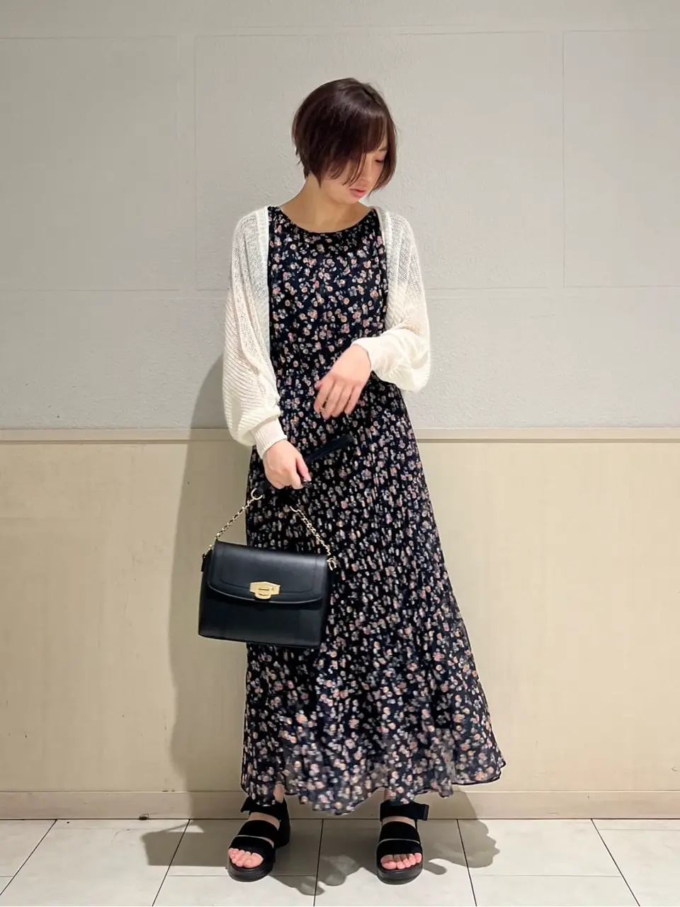 ANY SIS 村上 コーディネート画像