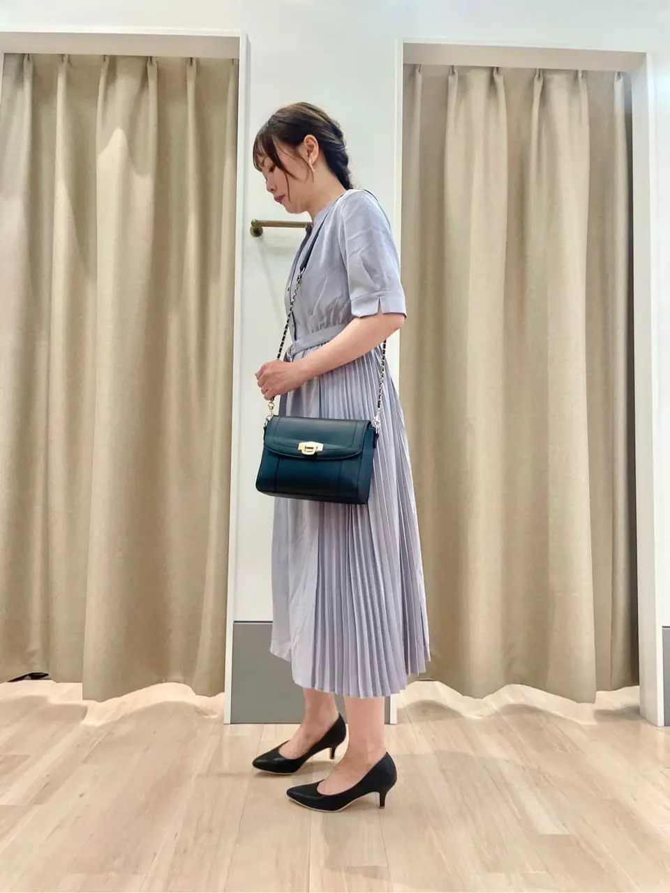 ANY SIS 笠羽 コーディネート画像