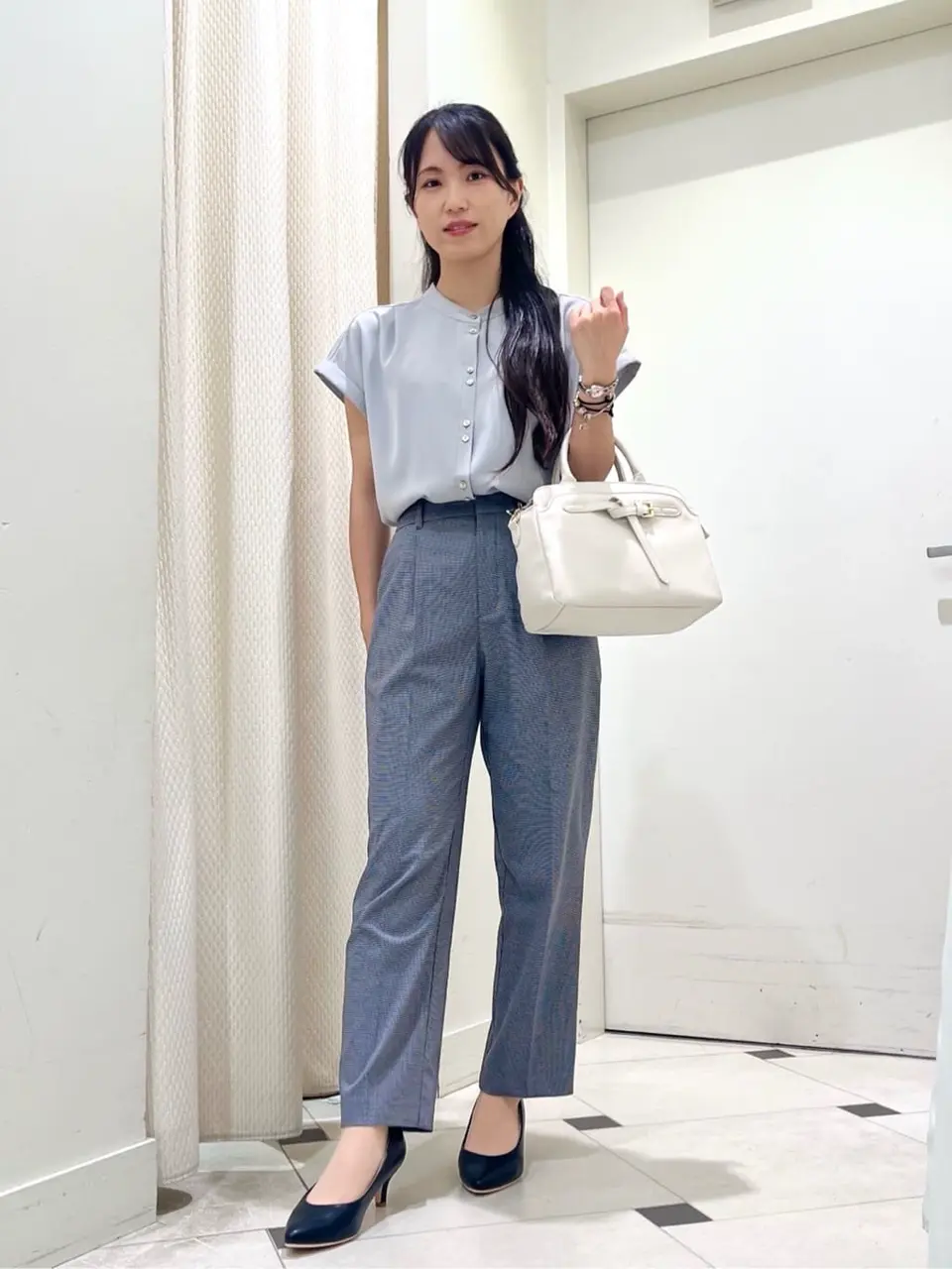 ANY SIS スタッフ コーディネート画像