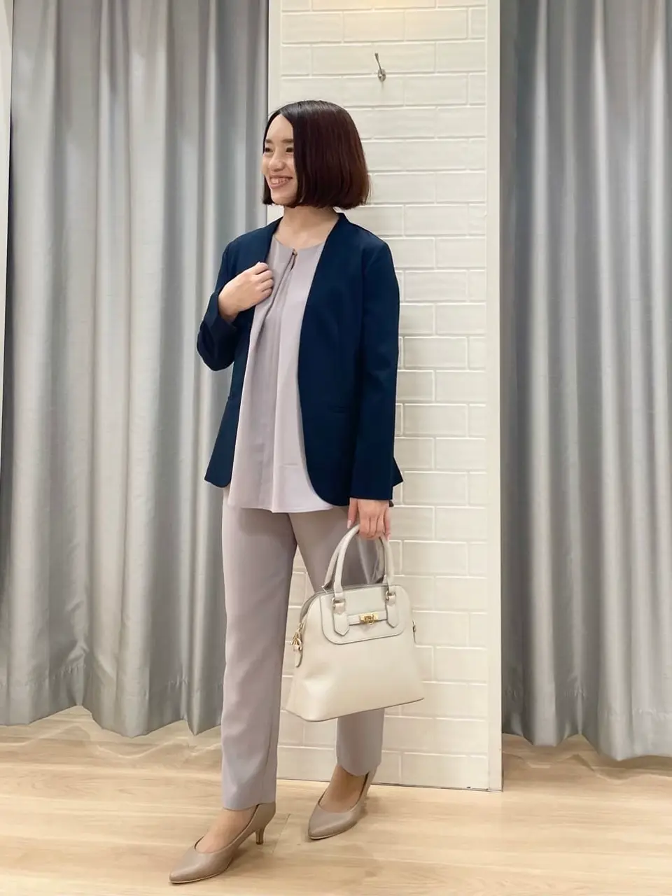 ANY SIS 丸岡 コーディネート画像