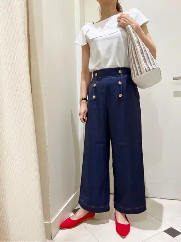 ANY SIS スタッフ コーディネート画像