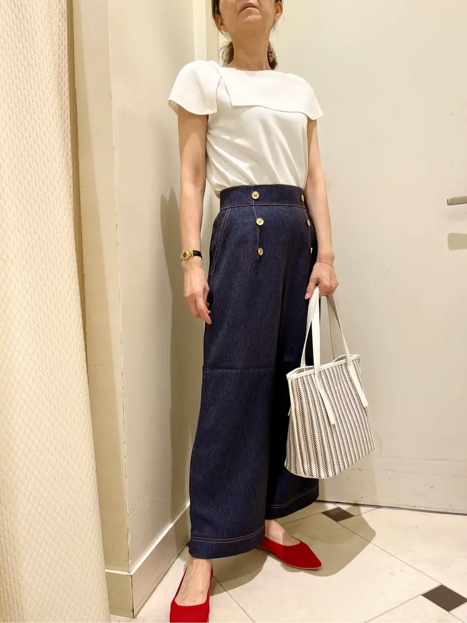 ANY SIS スタッフ コーディネート画像