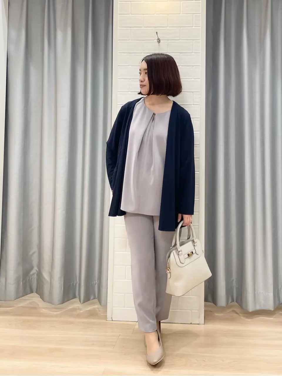 ANY SIS 丸岡 コーディネート画像