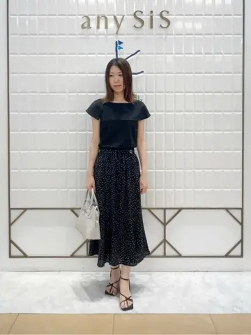 ANY SIS 上田 コーディネート画像