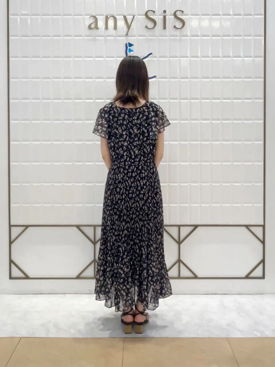 ANY SIS 上田 コーディネート画像