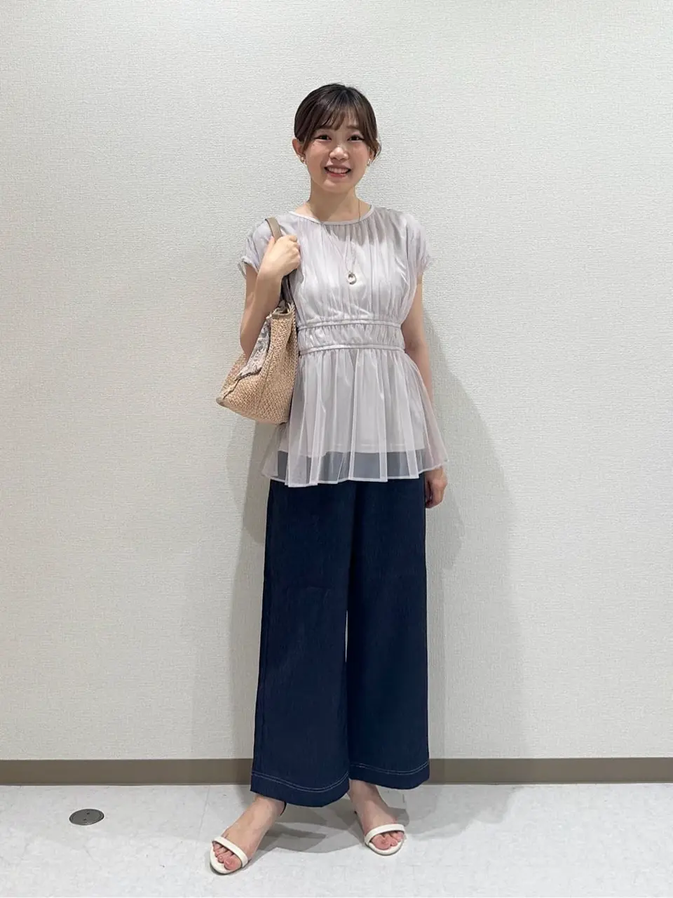  みぃ コーディネート画像