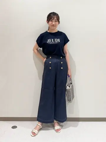 ANY SIS みぃ コーディネート画像