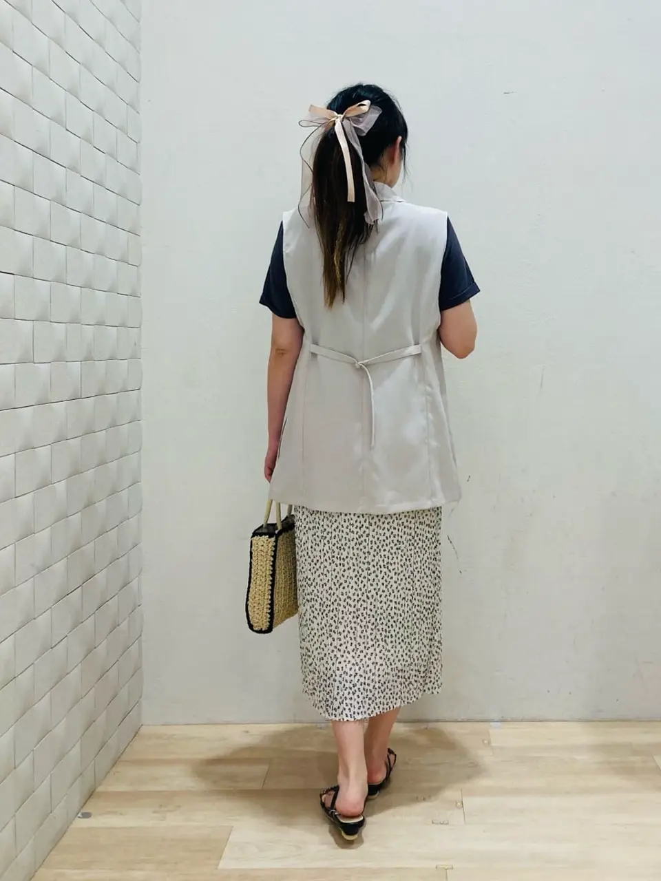 ANY SIS 川根　彩 コーディネート画像