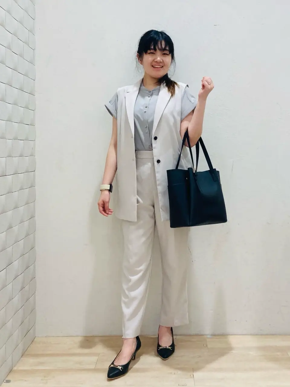 ANY SIS 川根　彩 コーディネート画像