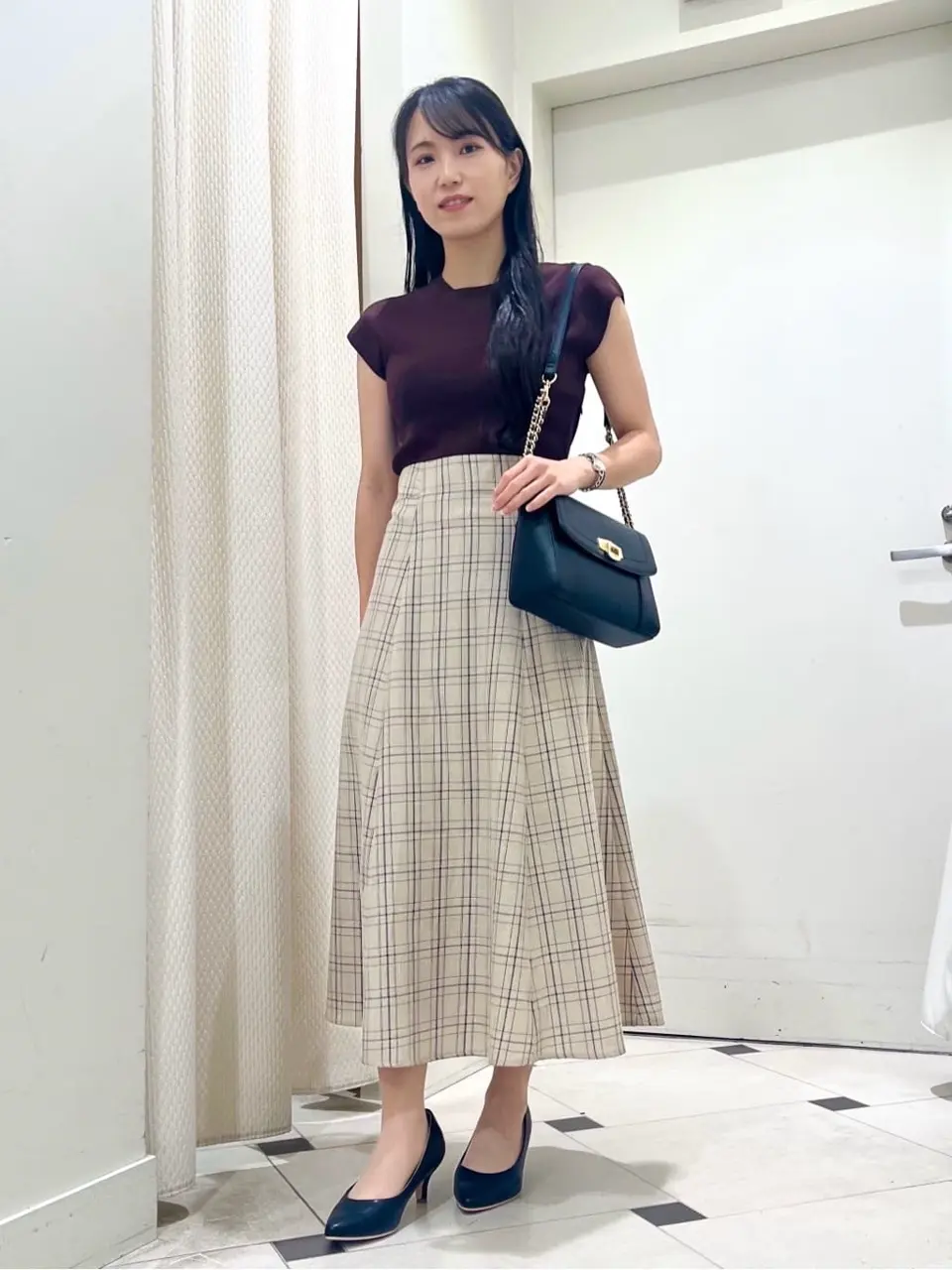 ANY SIS スタッフ コーディネート画像