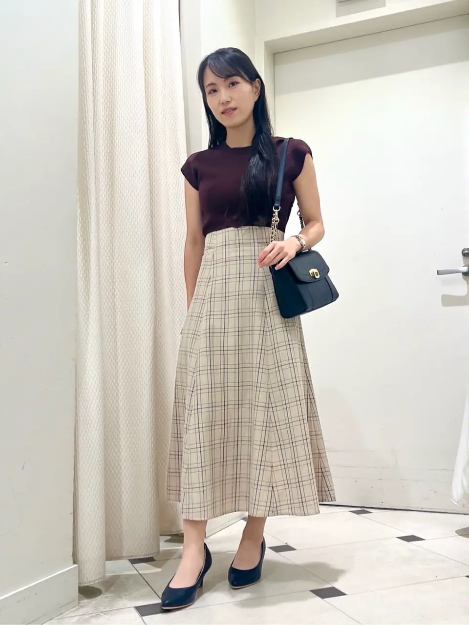 ANY SIS スタッフ コーディネート画像