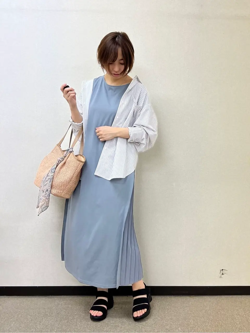 ANY SIS 村上 コーディネート画像