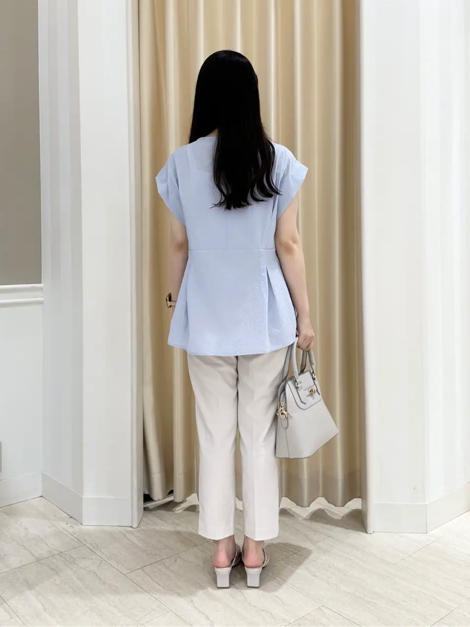 ANY SIS 本間 コーディネート画像