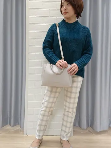 ANY SIS 丸岡 コーディネート画像