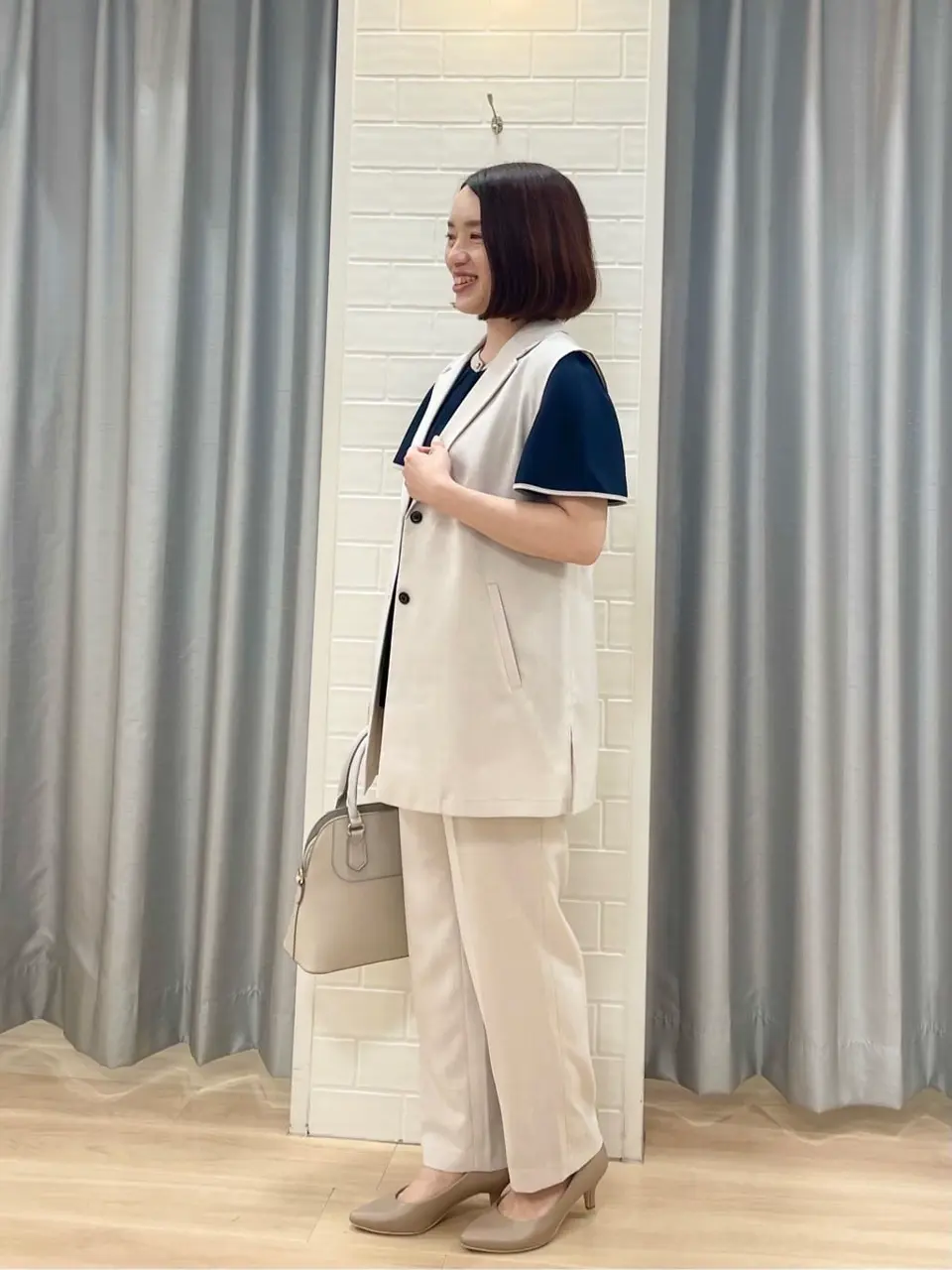 ANY SIS 丸岡 コーディネート画像