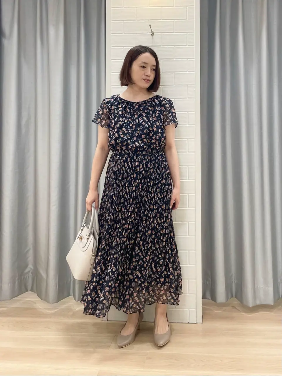 ANY SIS 丸岡 コーディネート画像