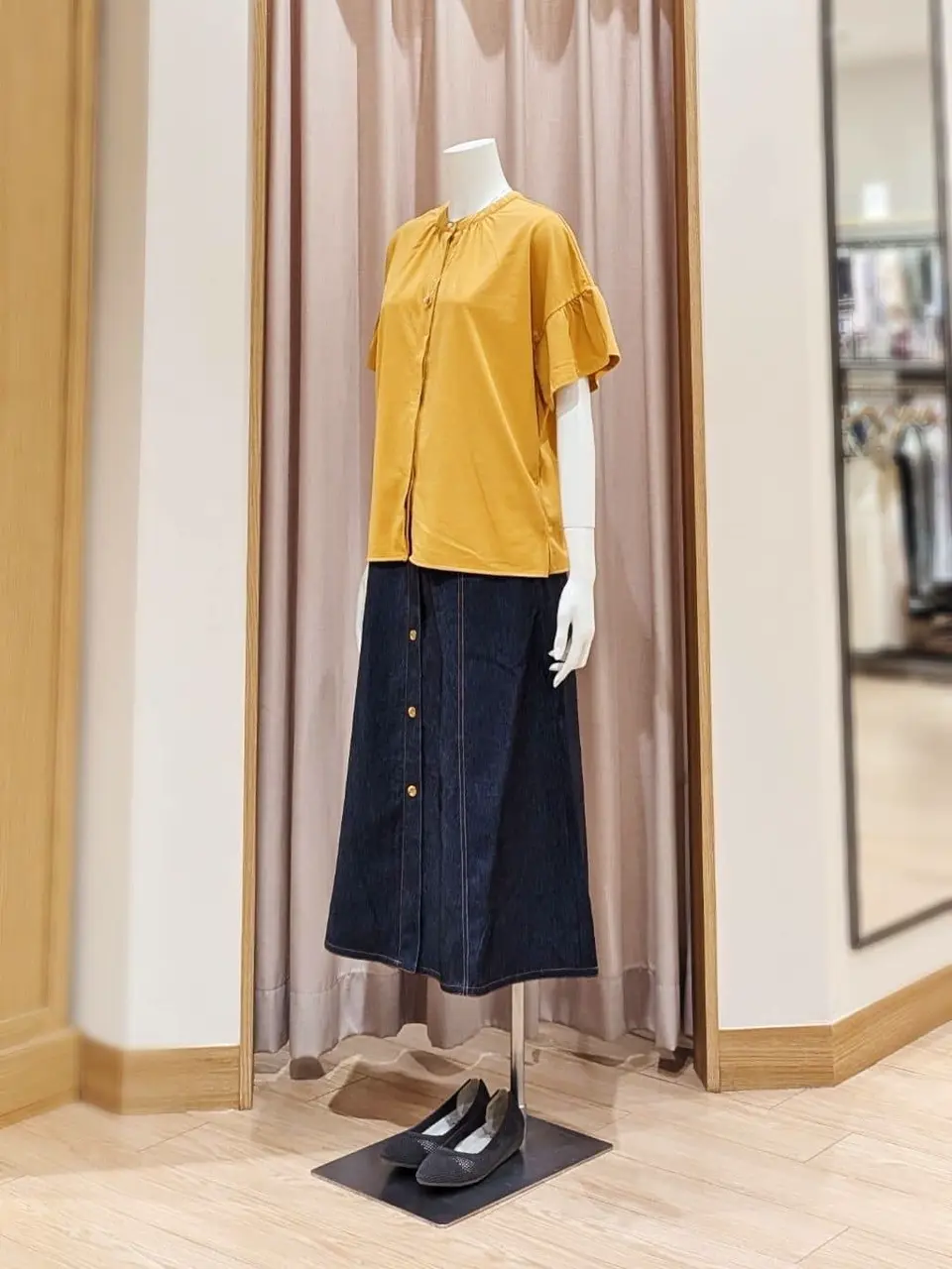 ANY SIS 岩田 コーディネート画像