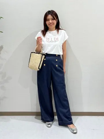 ANY SIS 浅倉 コーディネート画像