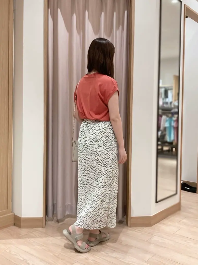 ANY SIS 濱口 コーディネート画像