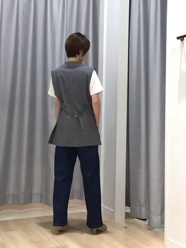 ANY SIS 田中 コーディネート画像