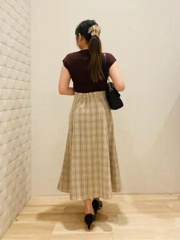 ANY SIS 川根　彩 コーディネート画像