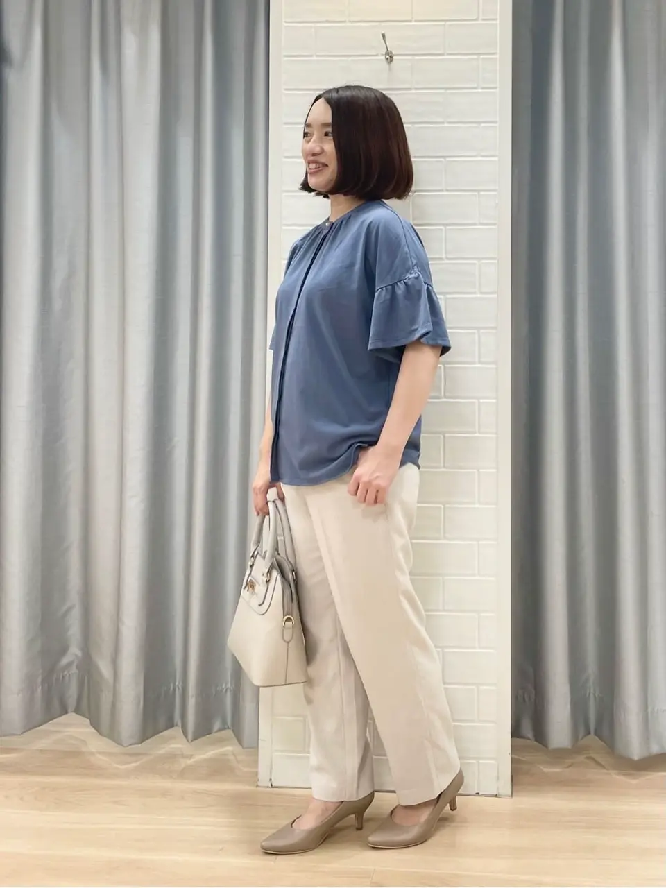 ANY SIS 丸岡 コーディネート画像