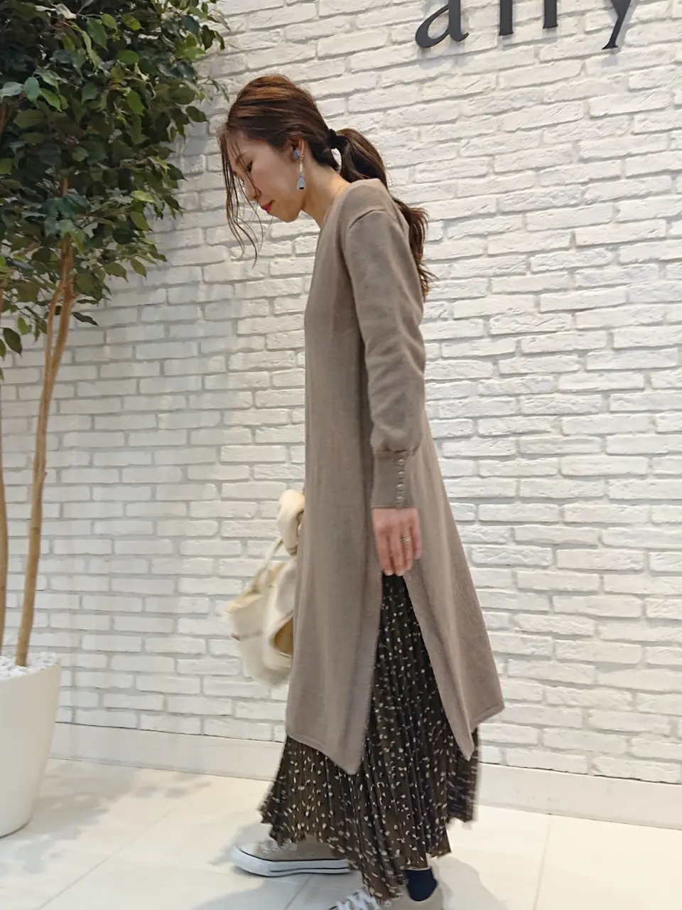 ANY SIS 東海林 コーディネート画像