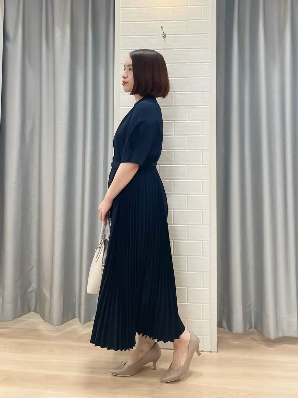 ANY SIS 丸岡 コーディネート画像