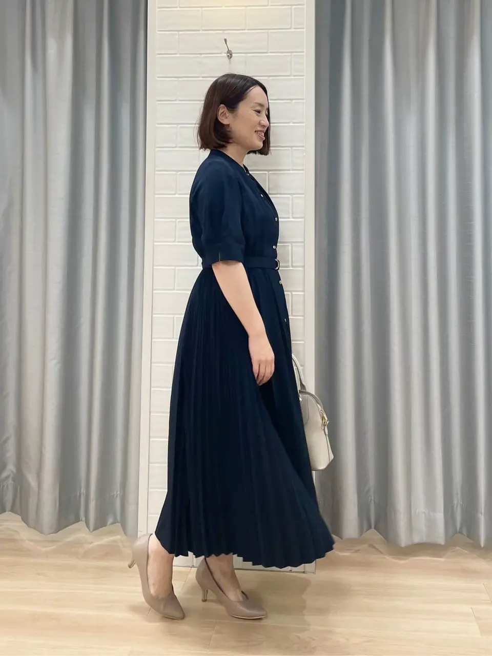 ANY SIS 丸岡 コーディネート画像