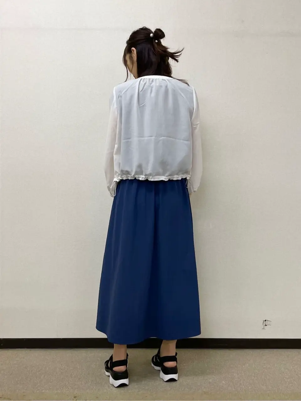 ANY SIS 小山 コーディネート画像