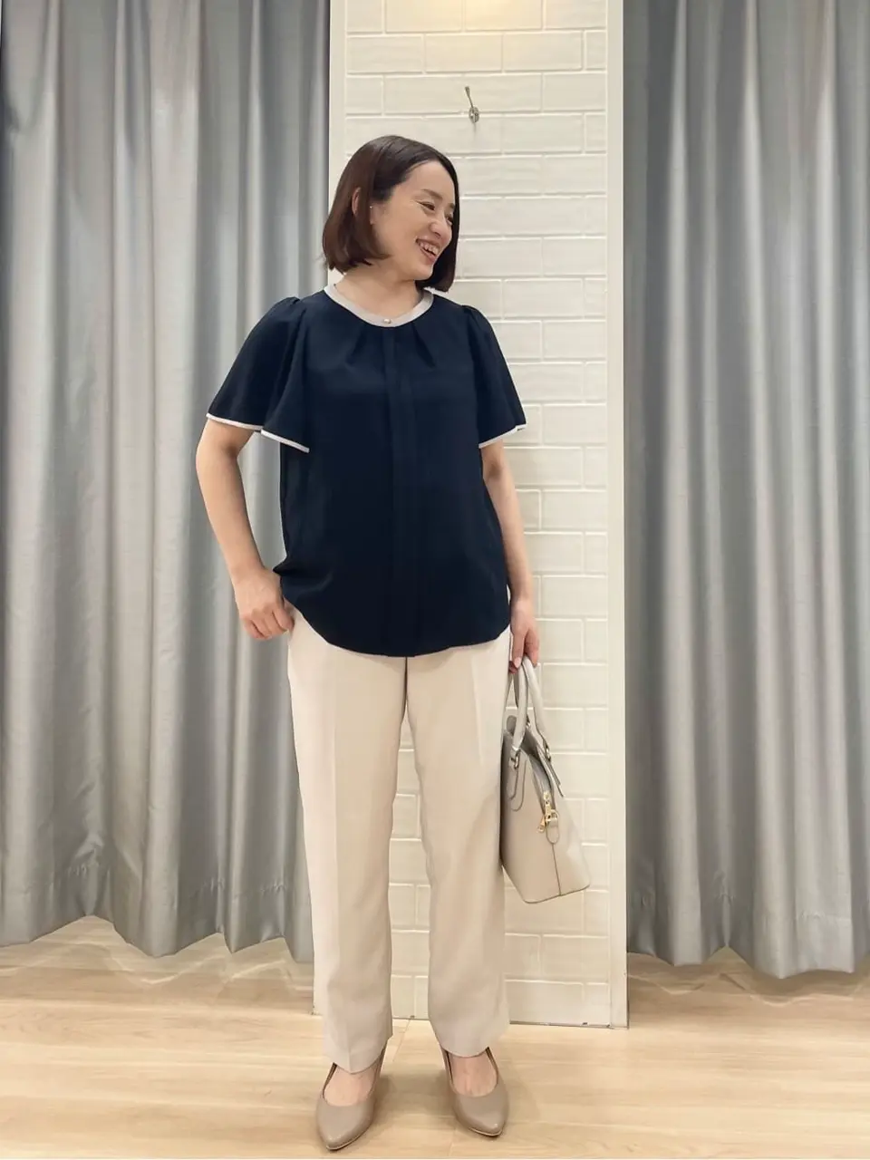 ANY SIS 丸岡 コーディネート画像