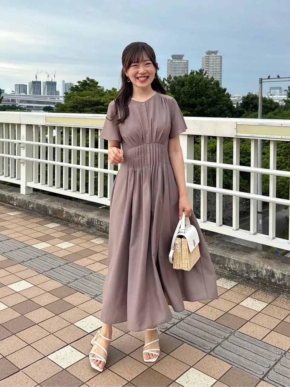 ANY SIS みぃ コーディネート画像