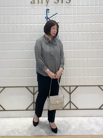 ANY SIS 西田 コーディネート画像