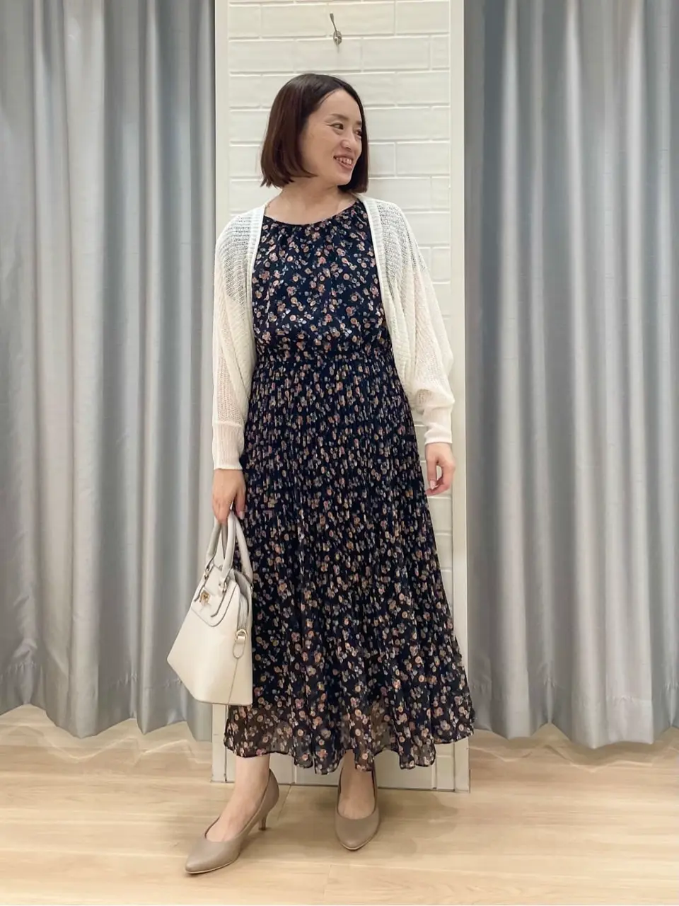 ANY SIS 丸岡 コーディネート画像