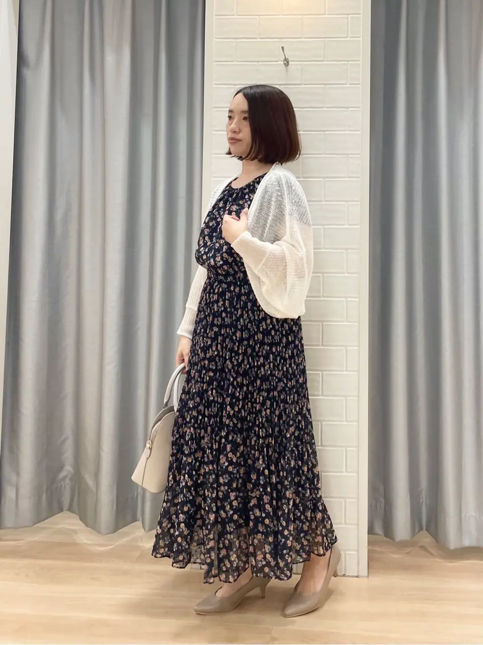 ANY SIS 丸岡 コーディネート画像