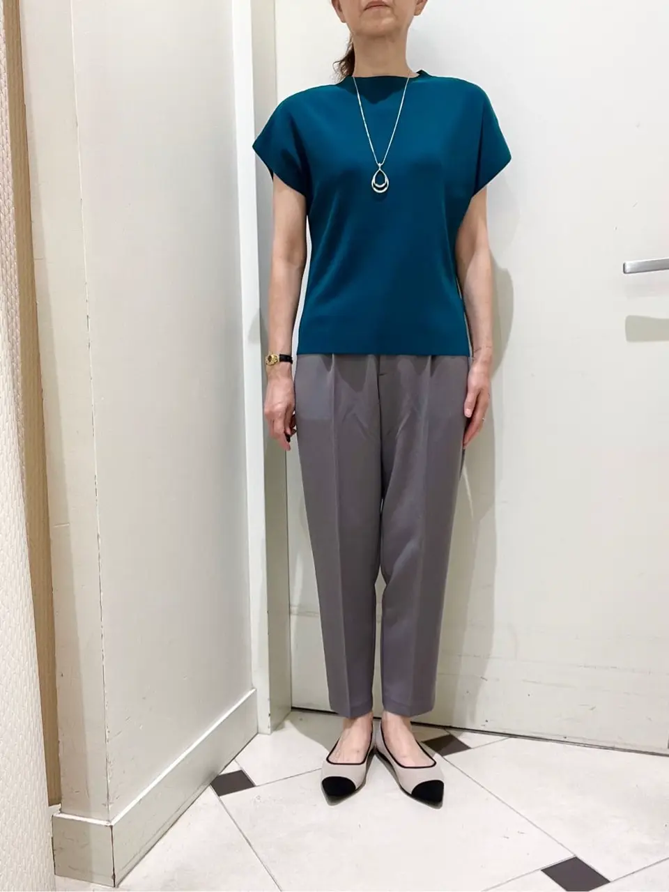 ANY SIS スタッフ コーディネート画像