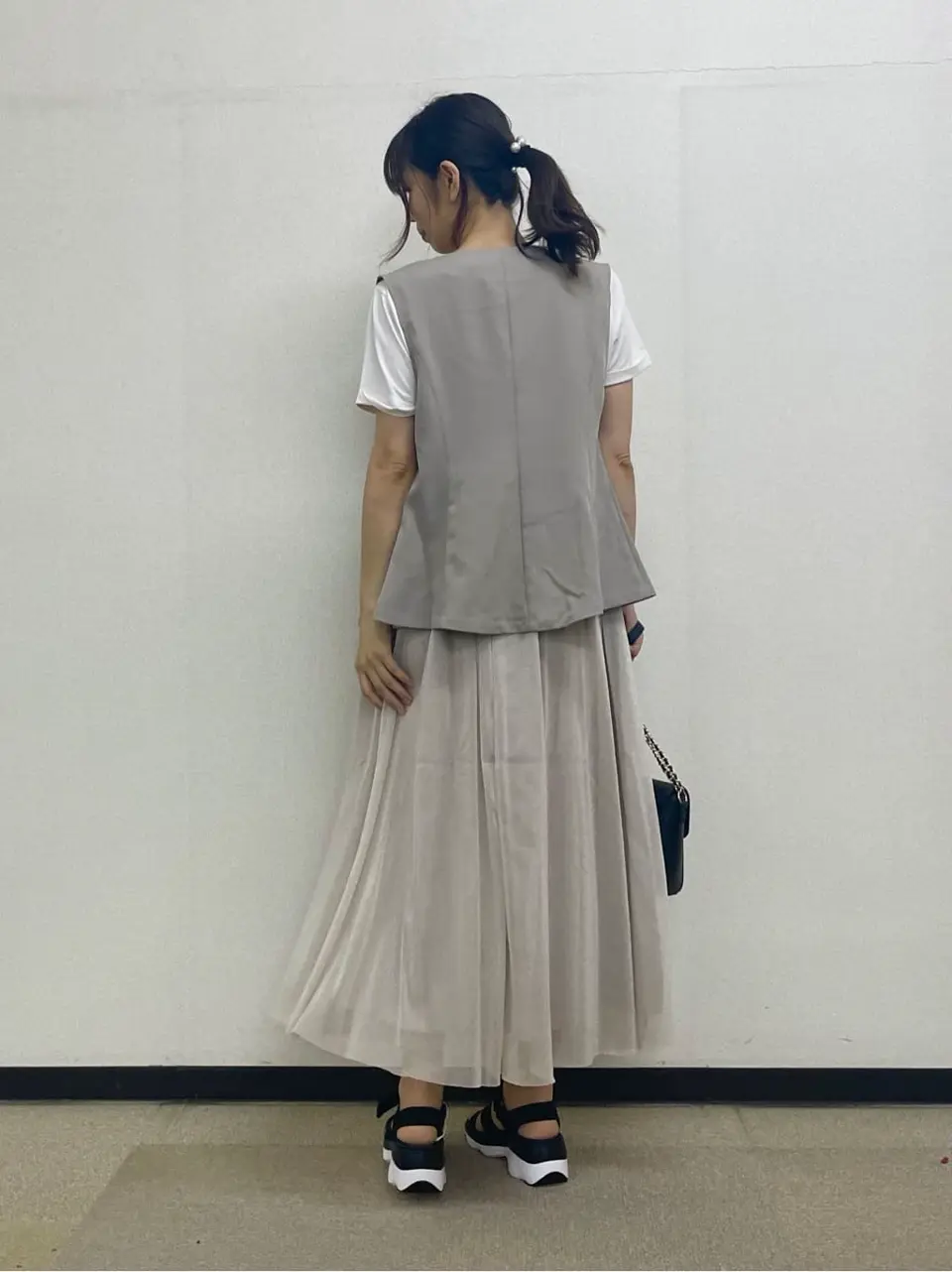 ANY SIS 小山 コーディネート画像