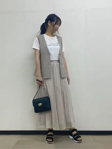 ANY SIS 小山 コーディネート画像