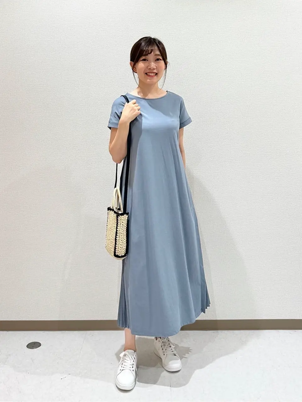 ANY SIS みぃ コーディネート画像