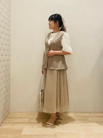 ANY SIS 川根　彩 コーディネート画像