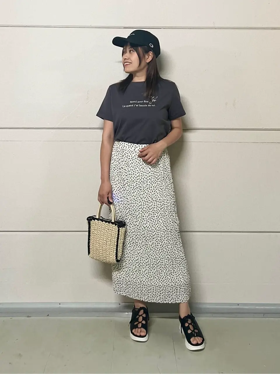 ANY SIS 浅倉 コーディネート画像