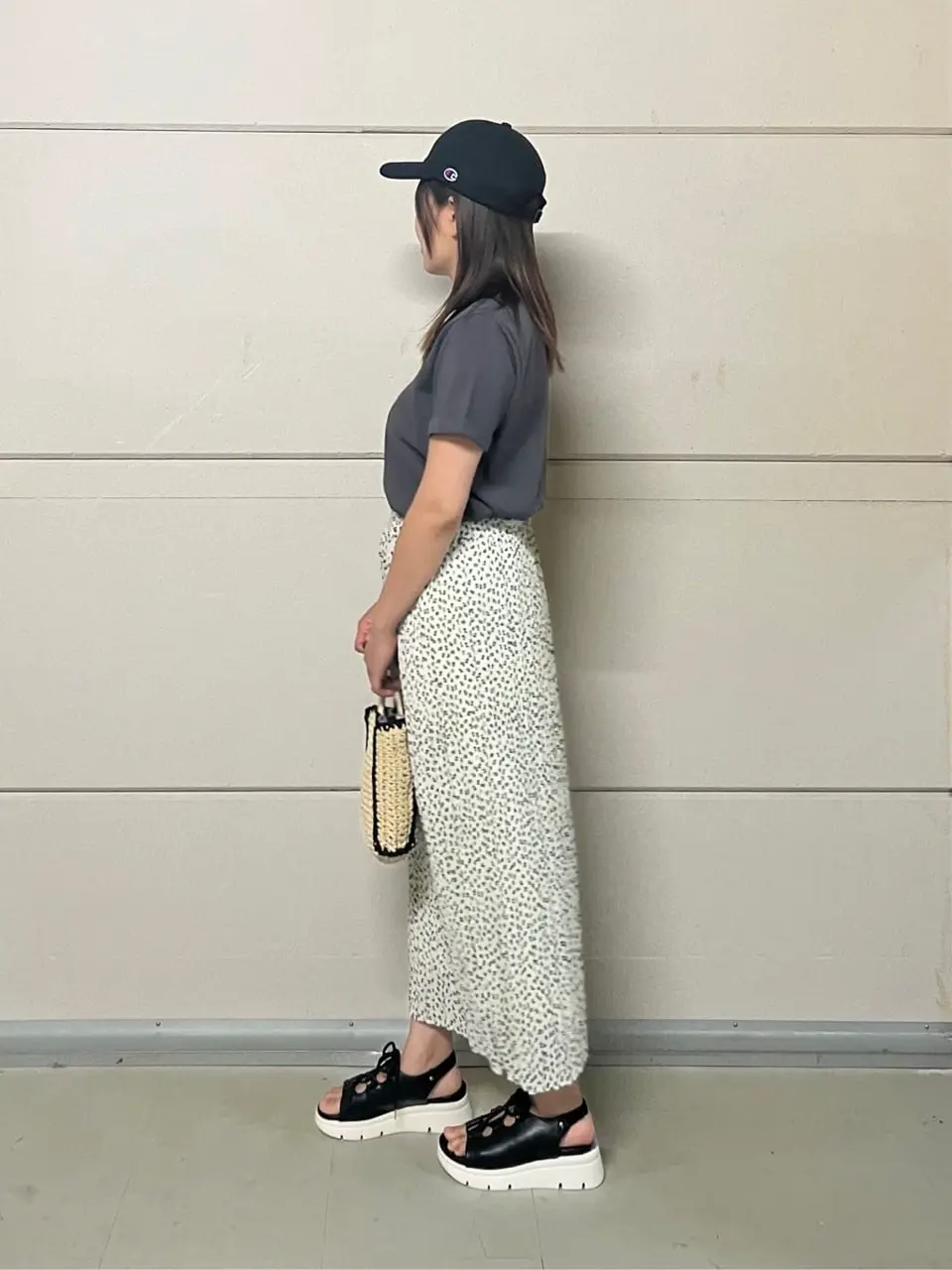 ANY SIS 浅倉 コーディネート画像