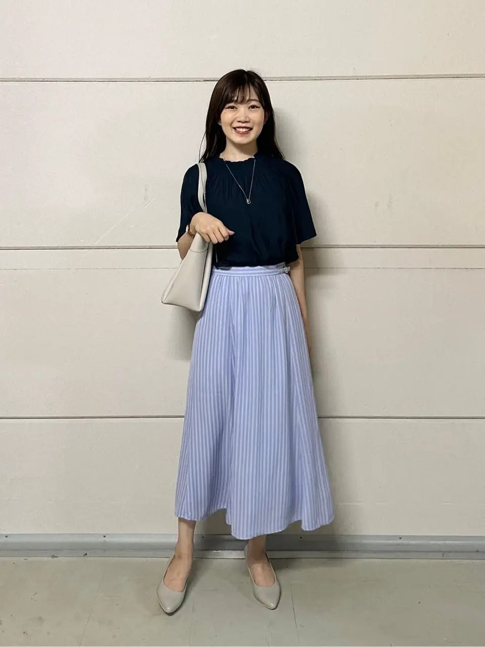 ANY SIS みぃ コーディネート画像