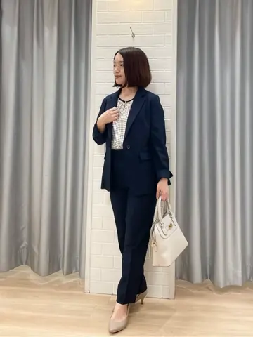 ANY SIS 丸岡 コーディネート画像