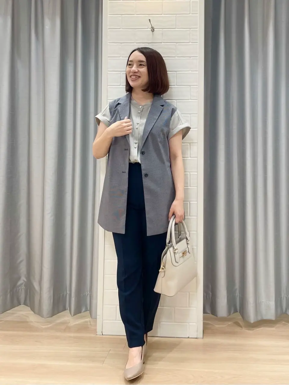 ANY SIS 丸岡 コーディネート画像