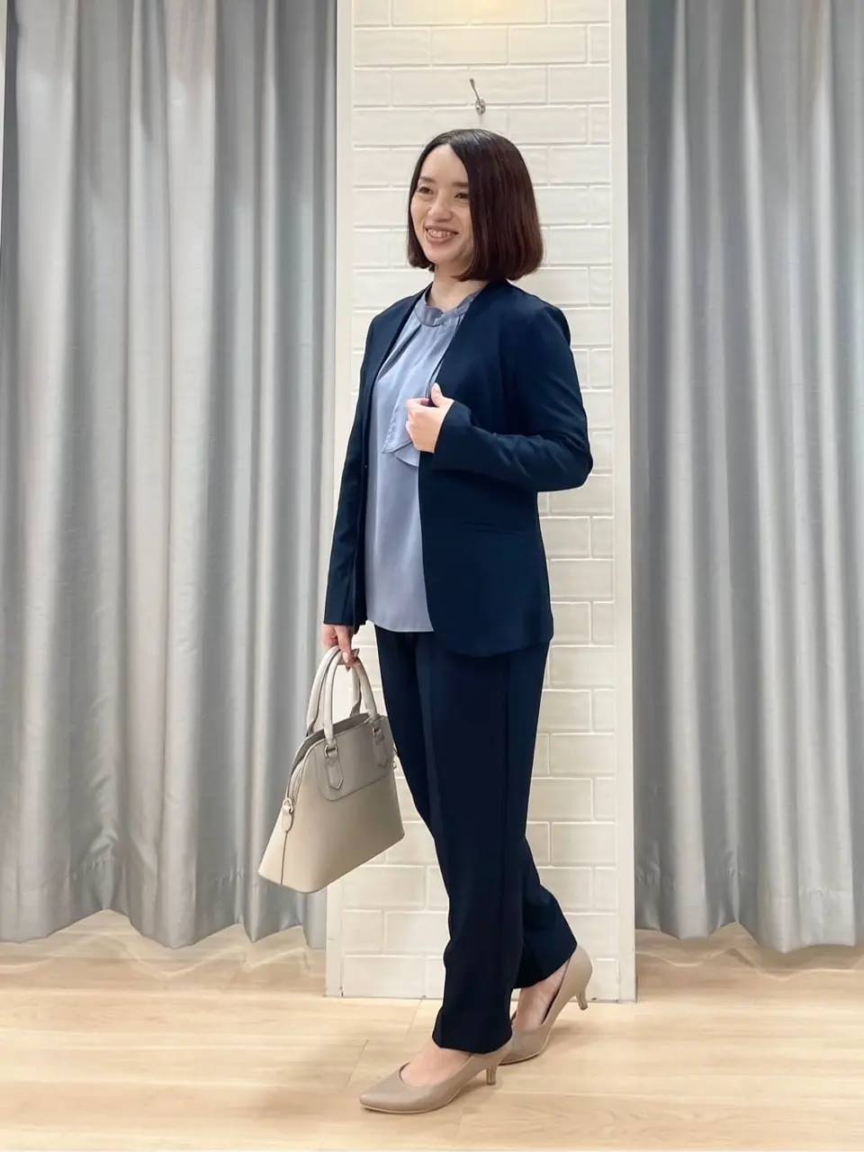 ANY SIS 丸岡 コーディネート画像