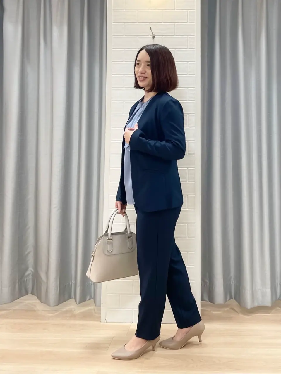 ANY SIS 丸岡 コーディネート画像