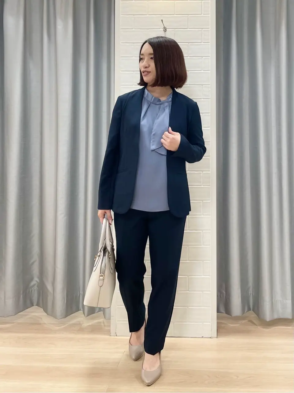 ANY SIS 丸岡 コーディネート画像